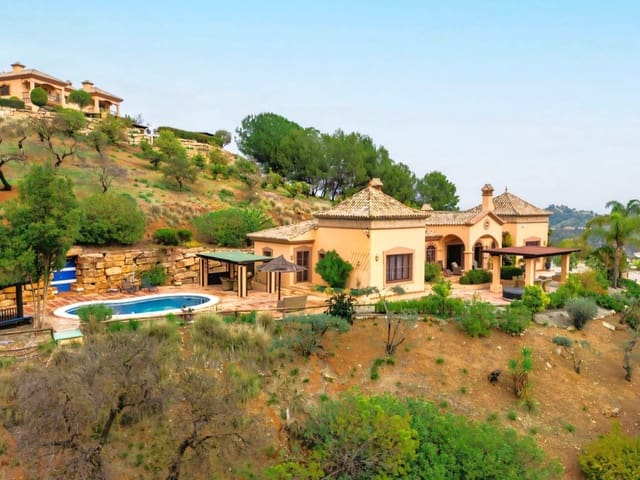 4 camera da letto Villa in vendita in Monda con piscina - 945.000 € (Rif: 9111895)