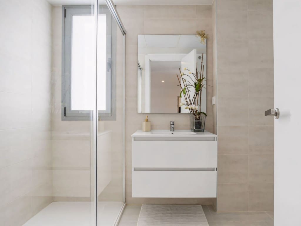 2 slaapkamer Penthouse te koop in New Golden Mile met zwembad garage - € 495.000 (Ref: 9115911)