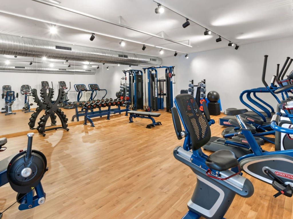 2 slaapkamer Penthouse te koop in New Golden Mile met zwembad garage - € 495.000 (Ref: 9115911)