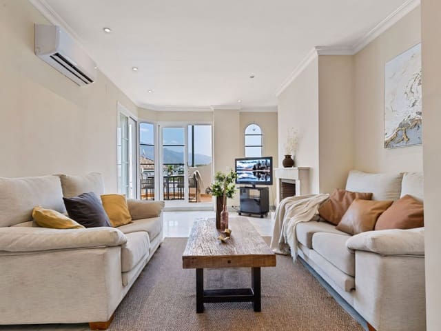 2 sypialnia Apartament na sprzedaż w Nueva Andalucia, Marbella z basenem - 445 000 € (Ref: 9130295)