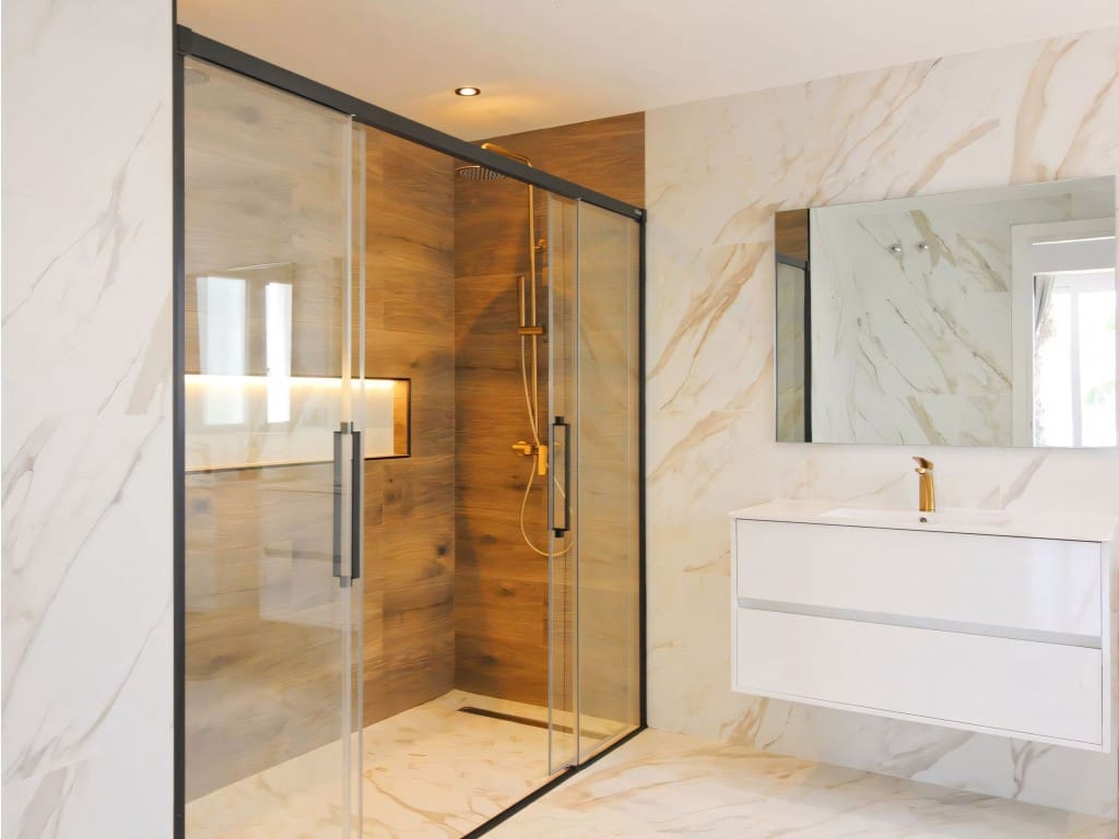 3 sypialnia Willa na sprzedaż w Torrequebrada z basenem garażem - 1 550 000 € (Ref: 9132160)