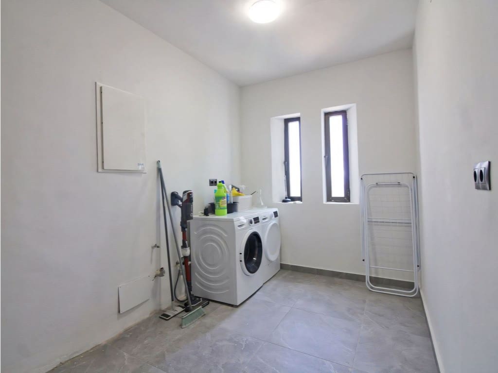 3 sypialnia Willa na sprzedaż w Torrequebrada z basenem garażem - 1 550 000 € (Ref: 9132160)