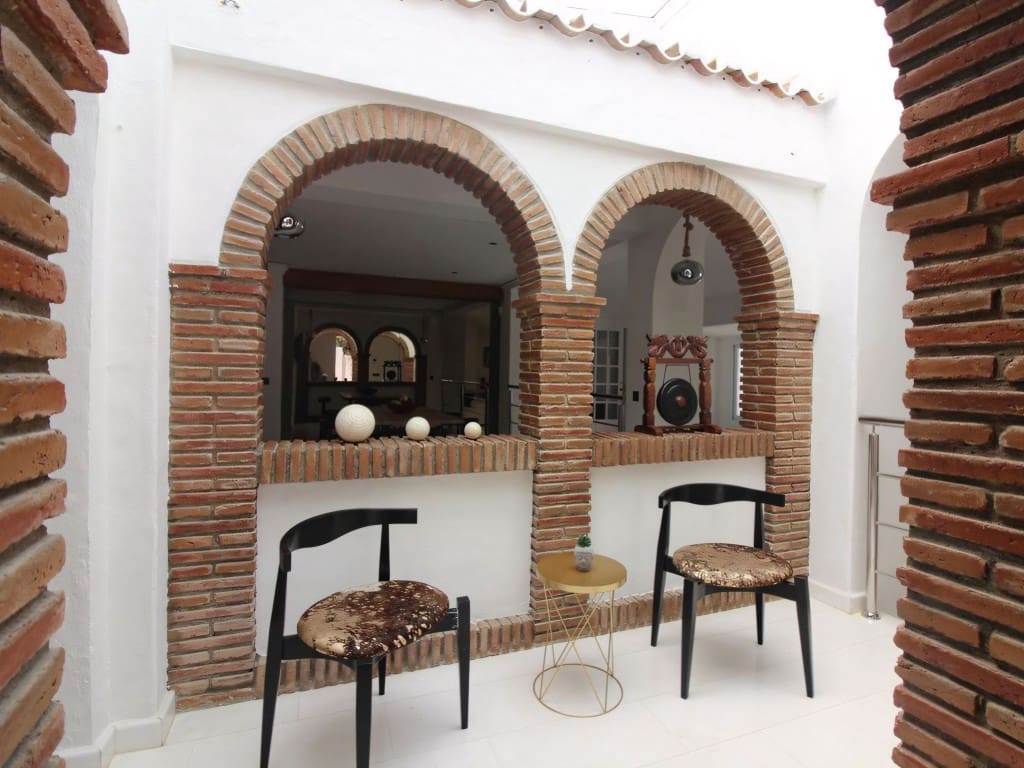 3 sypialnia Willa na sprzedaż w Torrequebrada z basenem garażem - 1 550 000 € (Ref: 9132160)