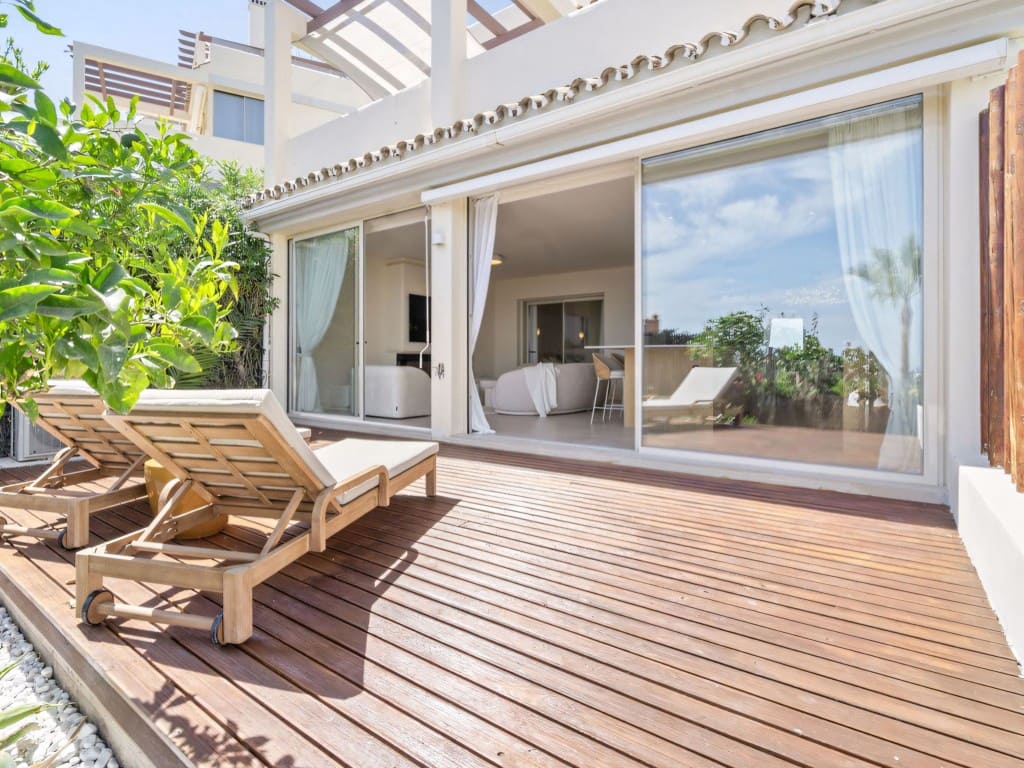 3 slaapkamer Appartement te koop in Nueva Andalucia met zwembad garage - € 1.180.000 (Ref: 9134131)