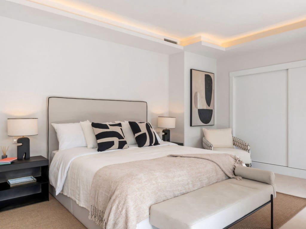 4 chambre Maison de Ville à vendre à Nueva Andalucia avec piscine garage - 1 850 000 € (Ref: 9134132)