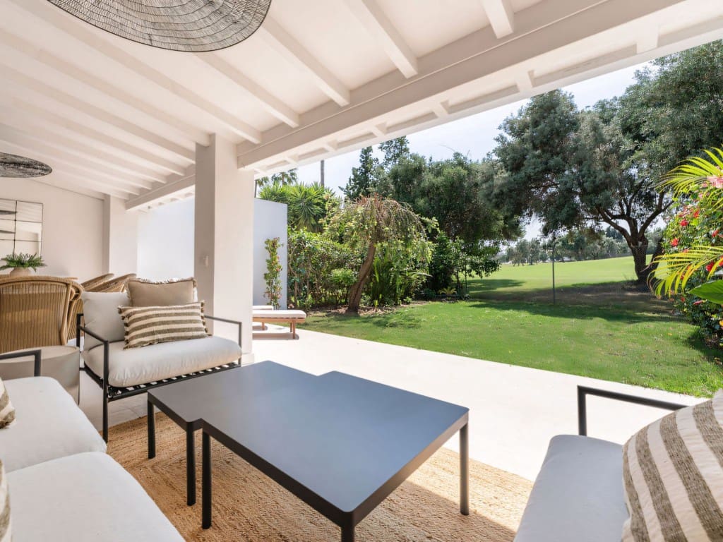 4 chambre Maison de Ville à vendre à Nueva Andalucia avec piscine garage - 1 850 000 € (Ref: 9134132)