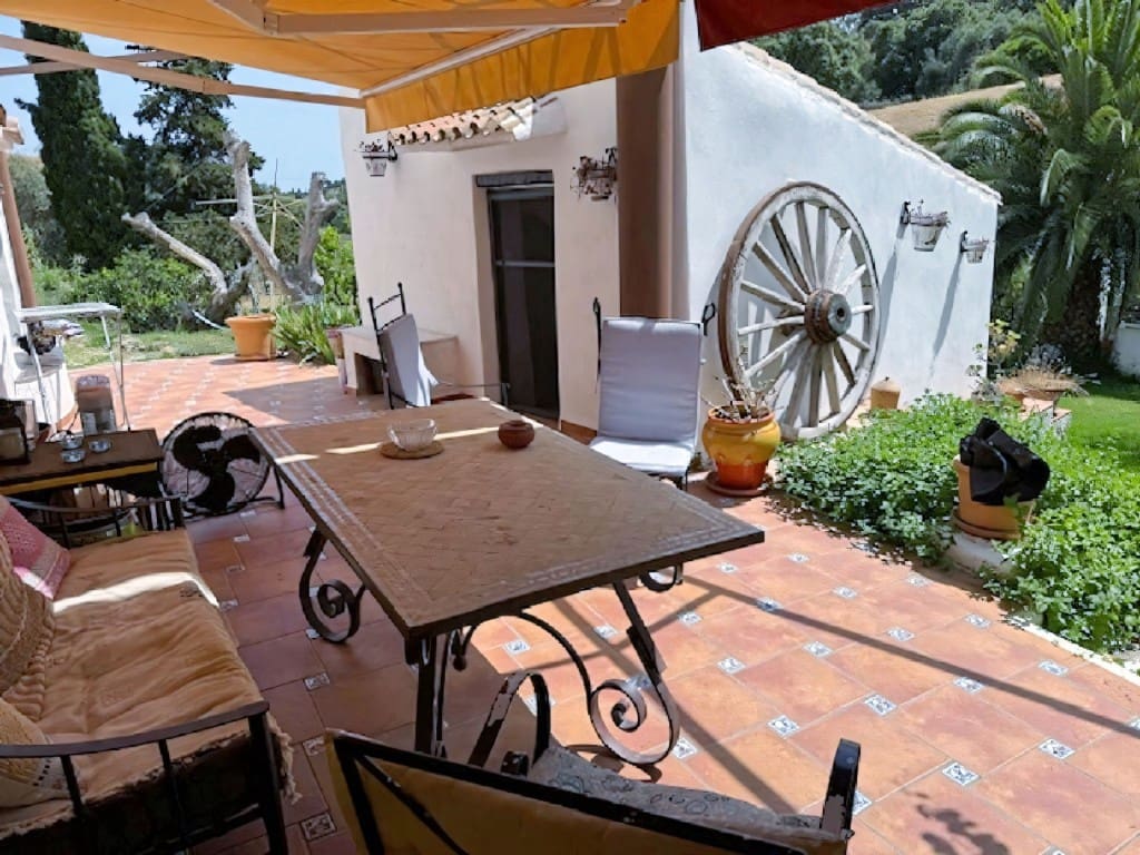 4 chambre Finca/Maison de Campagne à vendre à Casares avec piscine - 850 000 € (Ref: 9141442)
