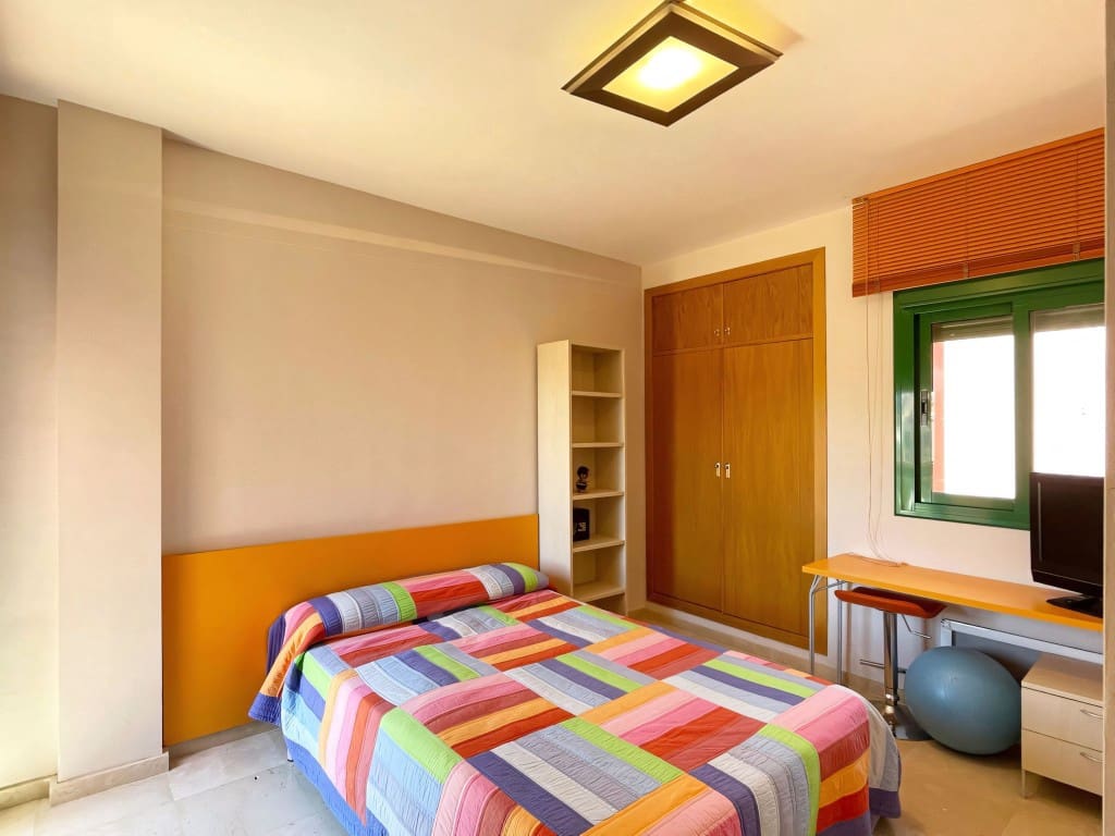 4 chambre Penthouse à vendre à Fuengirola avec piscine garage - 580 000 € (Ref: 9145289)