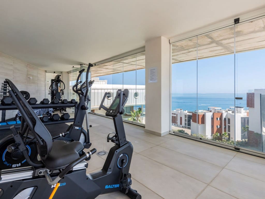 3 slaapkamer Appartement te koop in Fuengirola met zwembad - € 849.000 (Ref: 9146866)