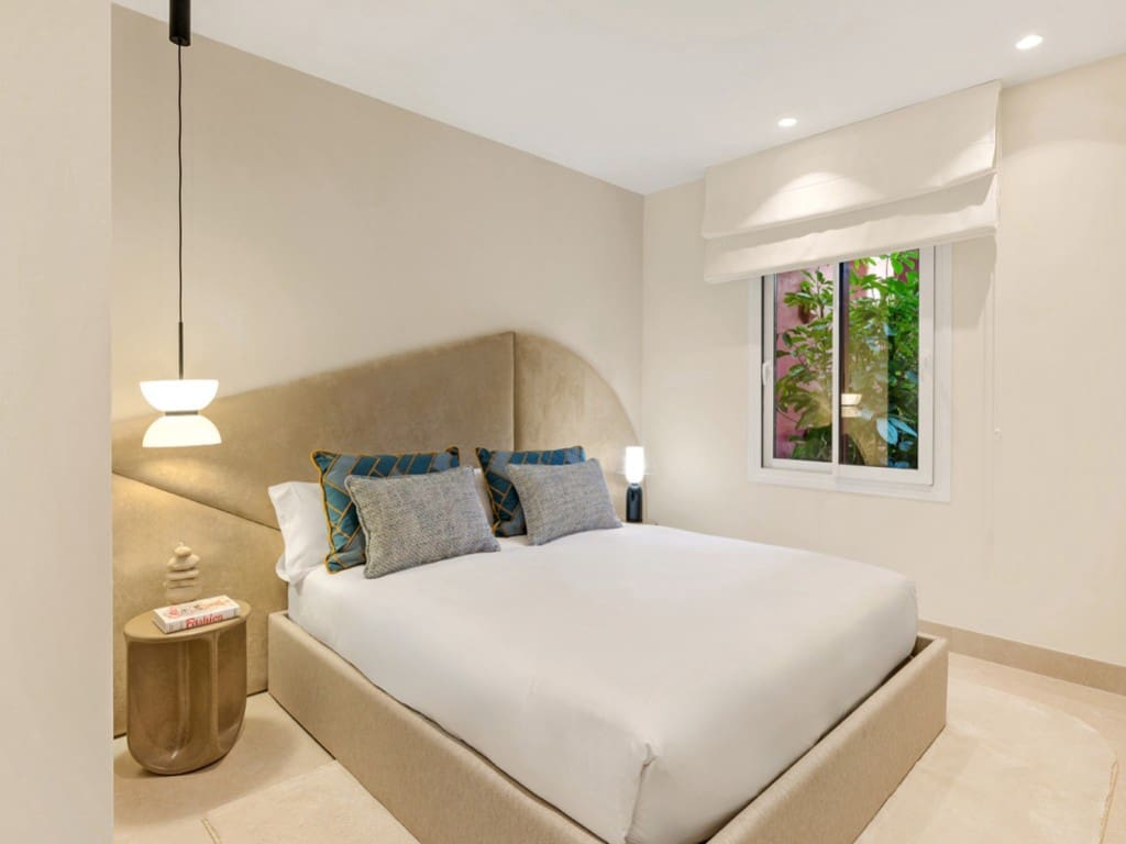 3 Zimmer Apartment zu verkaufen in New Golden Mile mit Pool Garage - 2.350.000 € (Ref: 9151752)