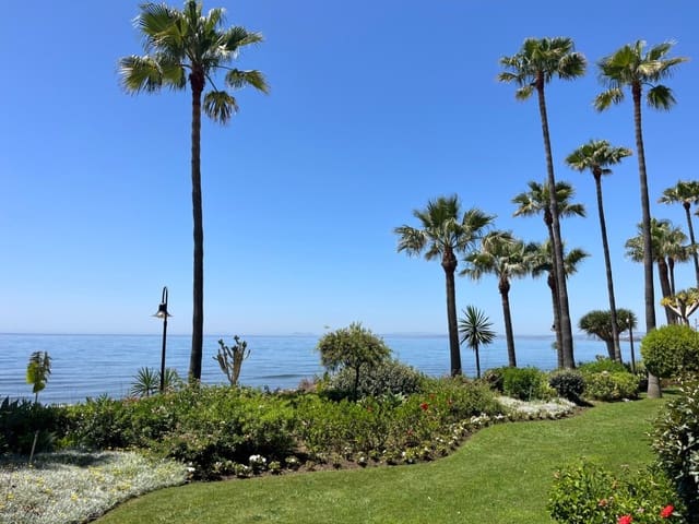 3 soveværelse Lejlighed til salg i New Golden Mile, Estepona med swimmingpool garage - € 2.350.000 (Ref: 9151752)