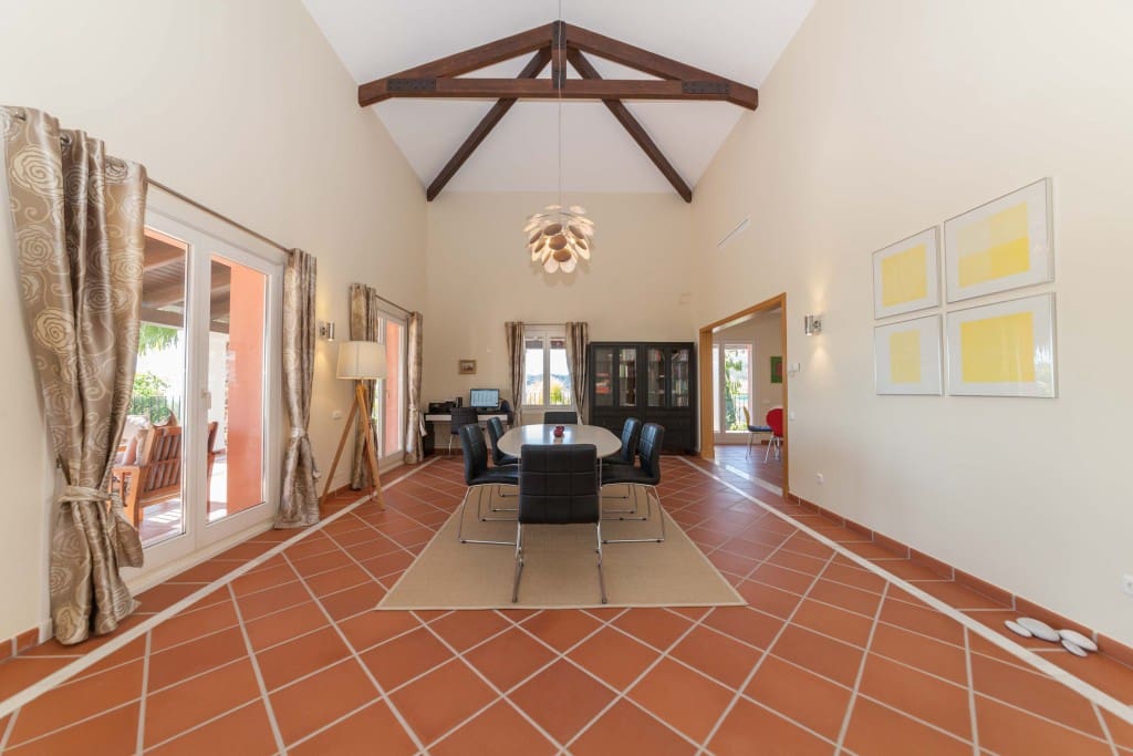 6 soverom Villa til salgs i Benahavis med svømmebasseng garasje - € 1 895 000 (Ref: 9153665)