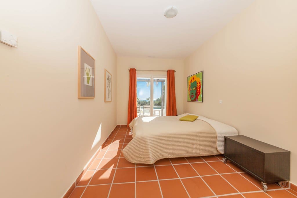 6 soverom Villa til salgs i Benahavis med svømmebasseng garasje - € 1 895 000 (Ref: 9153665)