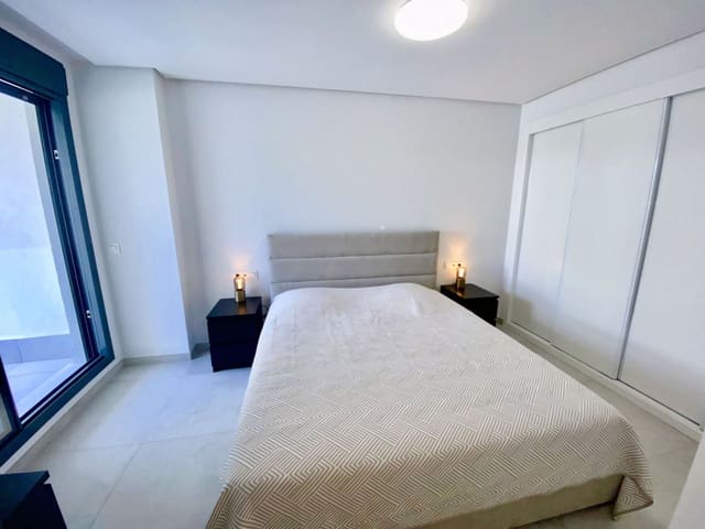 Apartamento de 4 habitaciones en La Quinta, Benahavís en venta con piscina - 795.000 € (Ref: 9160828)