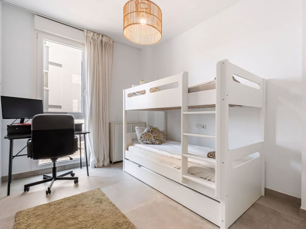 2 Zimmer Apartment zu verkaufen in Fuengirola mit Pool - 479.000 € (Ref: 9162078)