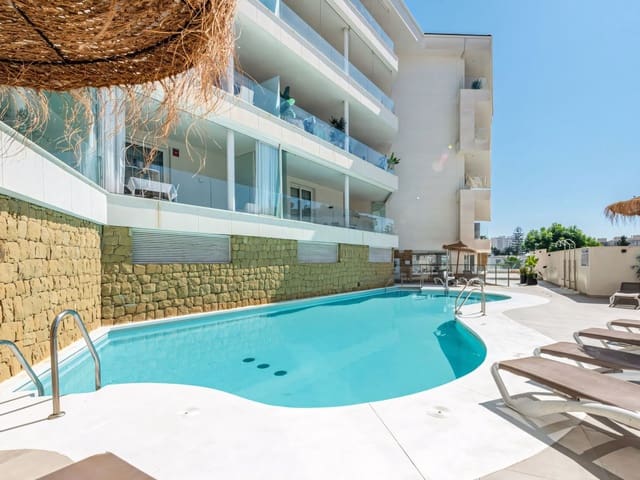 2 Zimmer Apartment zu verkaufen in Torreblanca, Fuengirola mit Pool - 479.000 € (Ref: 9162078)