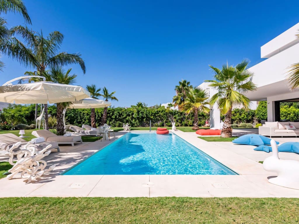 Chalet de 7 habitaciones en La Cala de Mijas en venta con piscina - 2.500.000 € (Ref: 9162079)