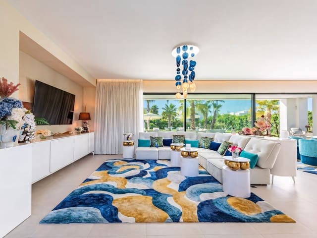 7 soveværelse Villa til salg i La Cala de Mijas, Mijas med swimmingpool - € 2.500.000 (Ref: 9162079)