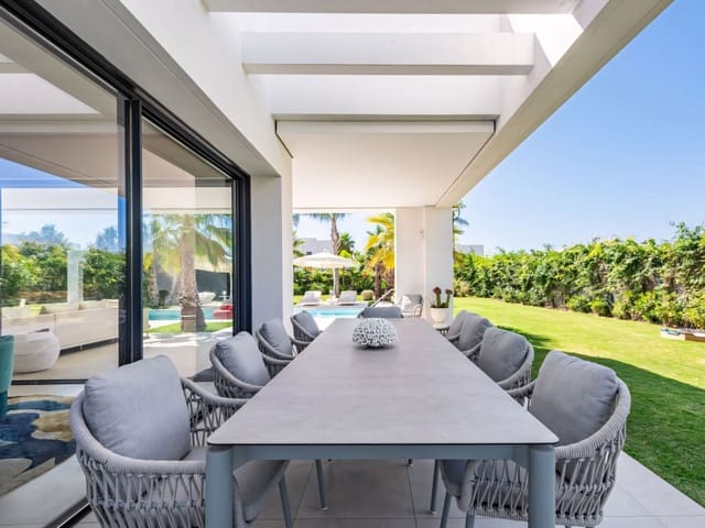 7 soveværelse Villa til salg i La Cala de Mijas, Mijas med swimmingpool - € 2.500.000 (Ref: 9162079)