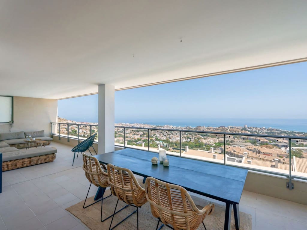 2 quarto Apartamento para venda em Benalmadena com piscina - 575 000 € (Ref: 9165557)