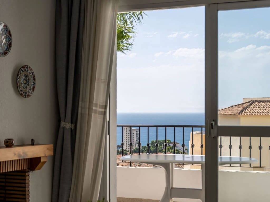 3 chambre Appartement à vendre à Riviera del Sol avec piscine - 299 950 € (Ref: 9165558)