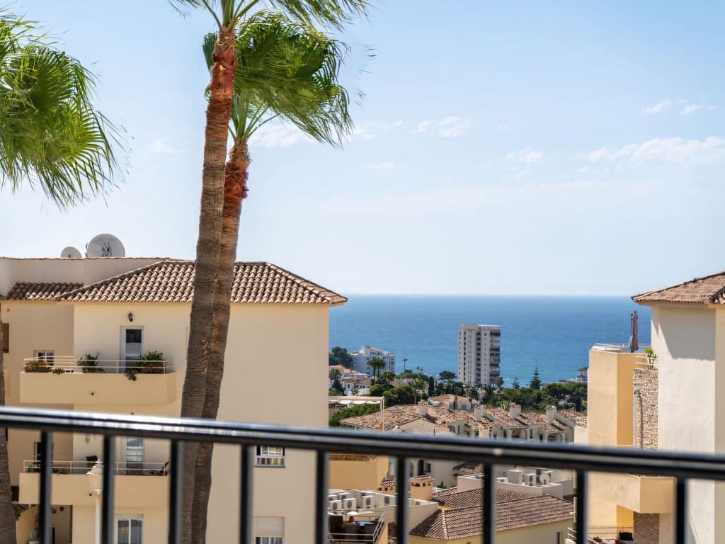 3 chambre Appartement à vendre à Riviera del Sol avec piscine - 299 950 € (Ref: 9165558)