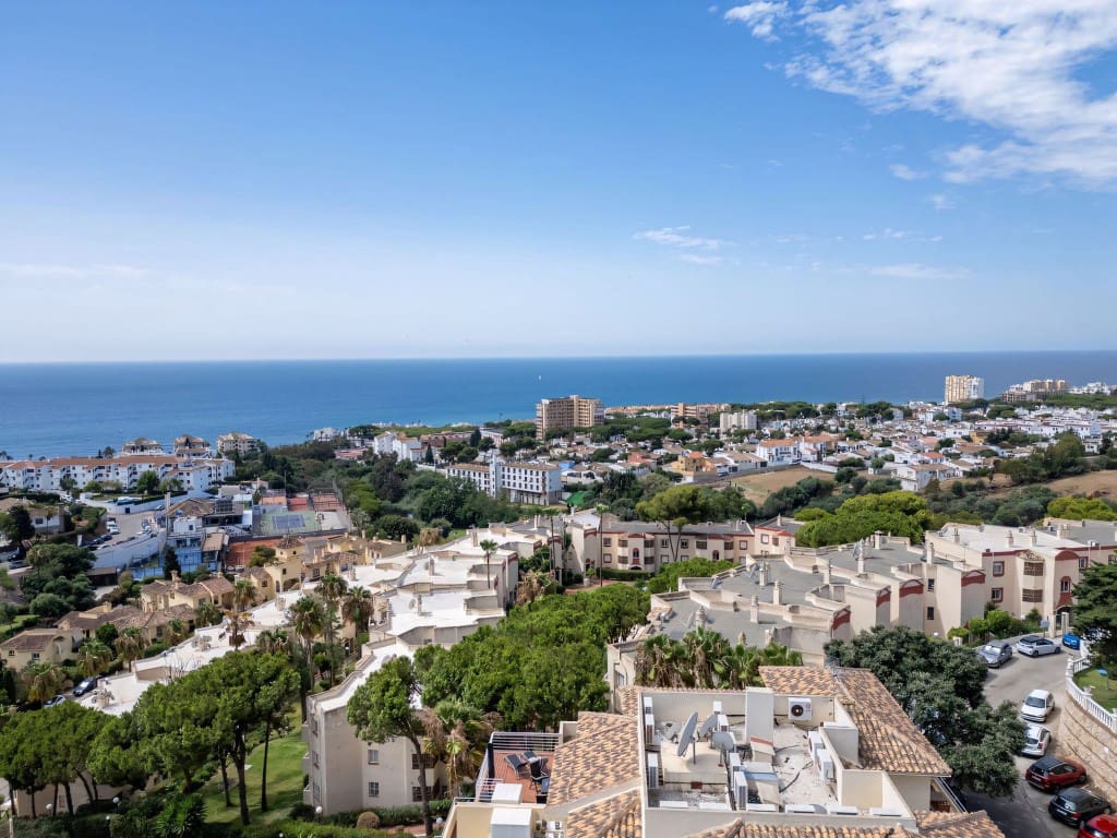 3 chambre Appartement à vendre à Riviera del Sol avec piscine - 299 950 € (Ref: 9165558)