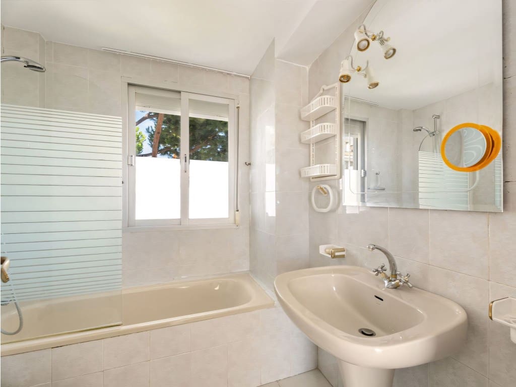 3 chambre Appartement à vendre à Riviera del Sol avec piscine - 299 950 € (Ref: 9165558)