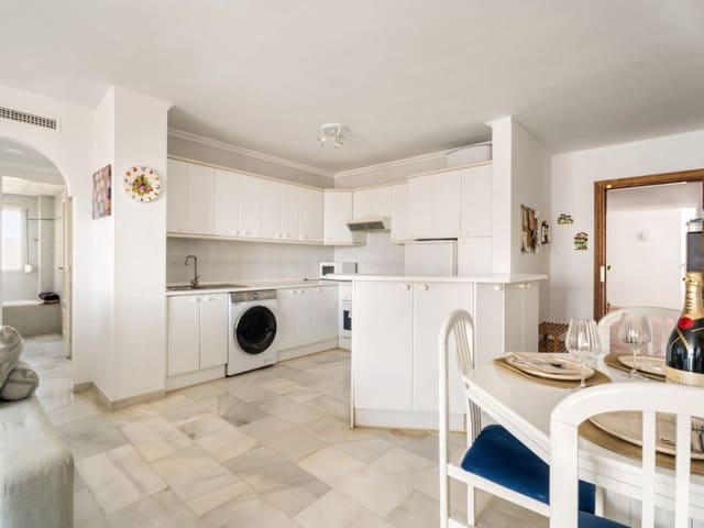 3 chambre Appartement à vendre à Riviera del Sol, Mijas avec piscine - 299 950 € (Ref: 9165558)