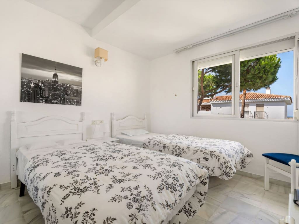 3 chambre Appartement à vendre à Riviera del Sol avec piscine - 299 950 € (Ref: 9165558)