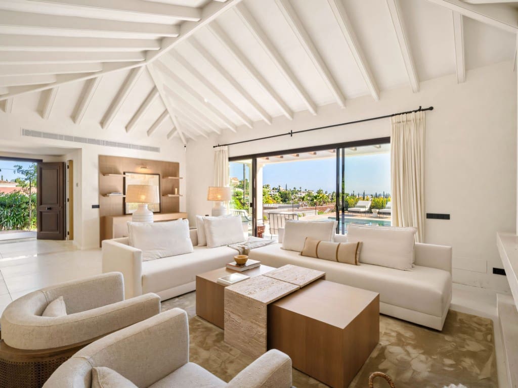 4 Zimmer Villa zu verkaufen in Nueva Andalucia mit Pool Garage - 3.950.000 € (Ref: 9166824)