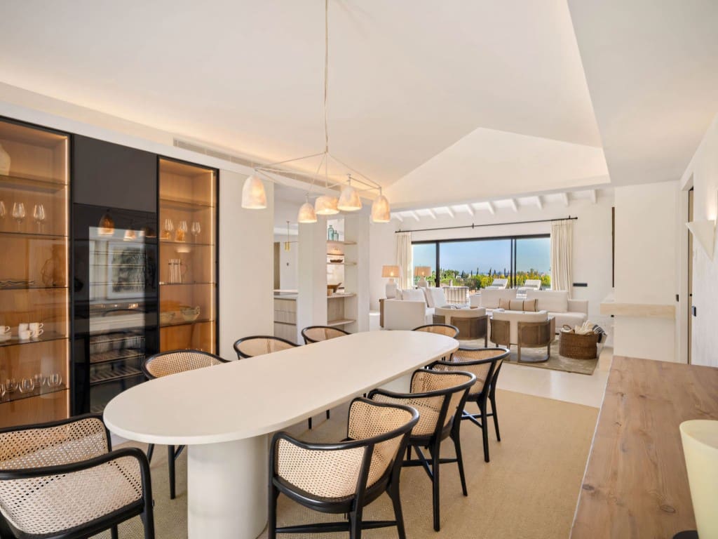 4 Zimmer Villa zu verkaufen in Nueva Andalucia mit Pool Garage - 3.950.000 € (Ref: 9166824)