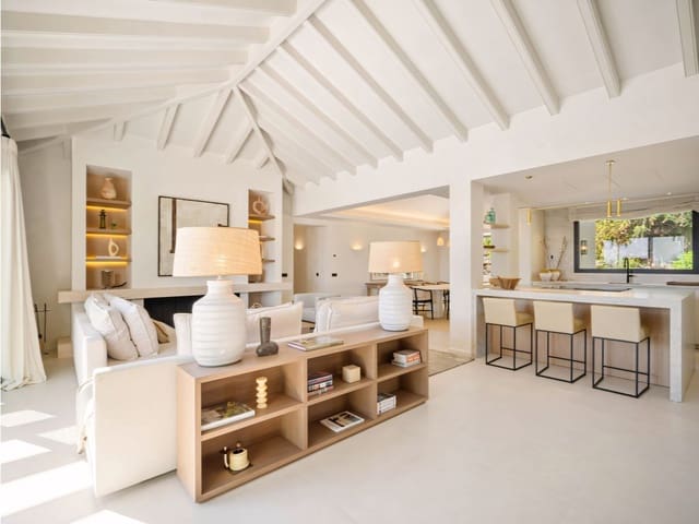 4 Zimmer Villa zu verkaufen in Nueva Andalucia, Marbella mit Pool Garage - 3.950.000 € (Ref: 9166824)