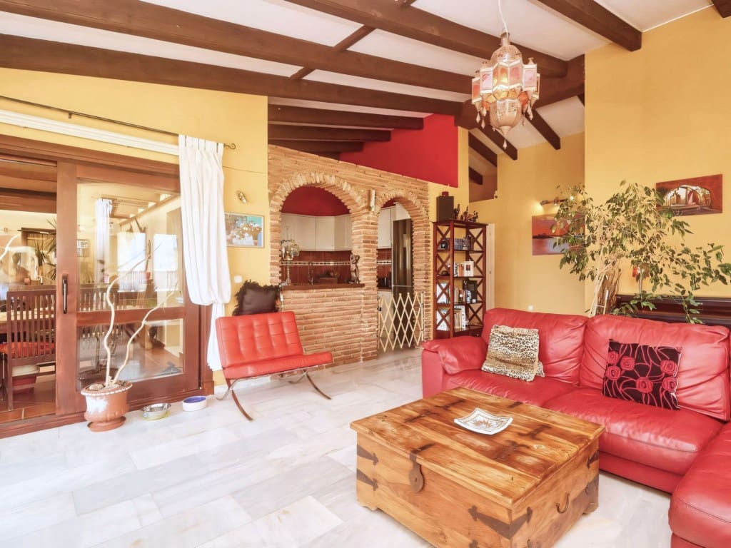 4 chambre Villa/Maison à vendre à Mijas Costa avec piscine garage - 899 970 € (Ref: 9169394)