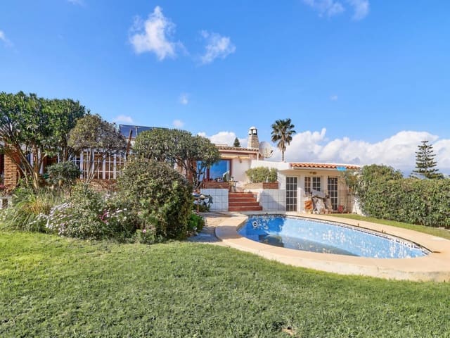 Chalet de 4 habitaciones en Mijas Costa, Mijas en venta con piscina garaje - 899.970 € (Ref: 9169394)