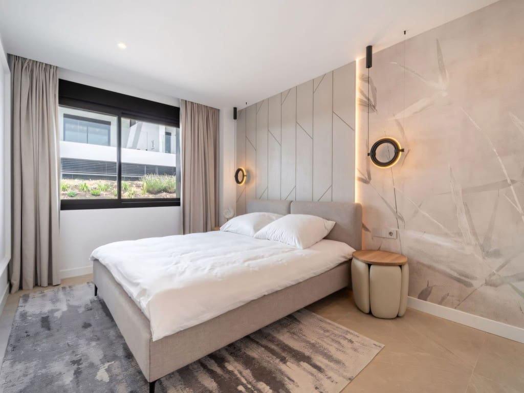 2 soveværelse Penthouse til salg i Marbella med swimmingpool garage - € 1.500.000 (Ref: 9171182)