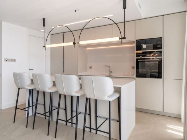 2 sovrum Takvåning till salu i Santa Clara, Marbella med pool garage - 1 500 000 € (Ref: 9171182)