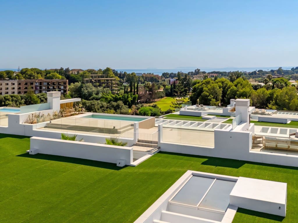 2 soveværelse Penthouse til salg i Marbella med swimmingpool garage - € 1.500.000 (Ref: 9171182)