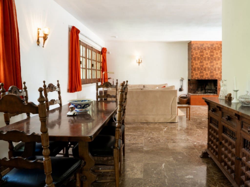 3 soveværelse Villa til salg i San Pedro de Alcantara med swimmingpool - € 1.095.000 (Ref: 9176233)