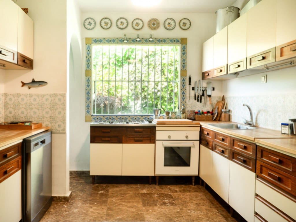 3 soveværelse Villa til salg i San Pedro de Alcantara med swimmingpool - € 1.095.000 (Ref: 9176233)