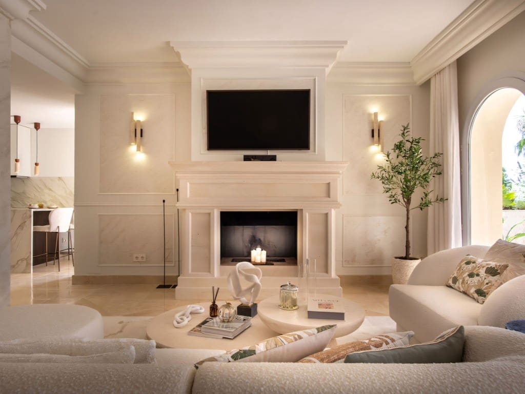 3 Zimmer Penthouse zu verkaufen in Nueva Andalucia mit Pool - 1.795.000 € (Ref: 9177236)