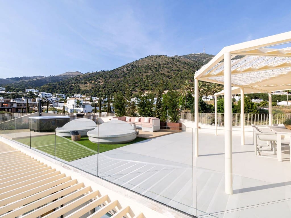 3 chambre Penthouse à vendre à Benalmadena avec piscine - 1 250 000 € (Ref: 9177668)