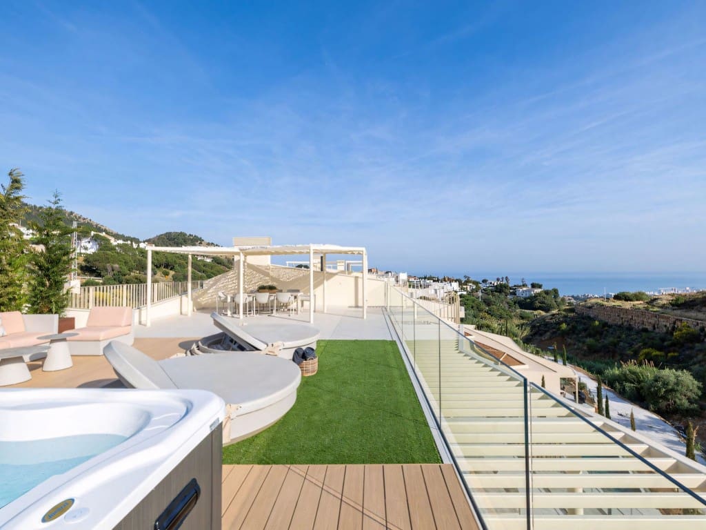 3 chambre Penthouse à vendre à Benalmadena avec piscine - 1 250 000 € (Ref: 9177668)