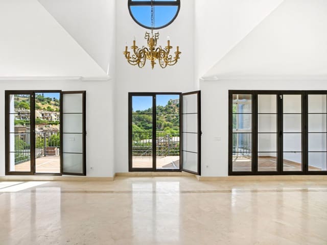 4 slaapkamer Huis te koop in Los Arqueros, Benahavís met zwembad garage - € 810.000 (Ref: 9177669)