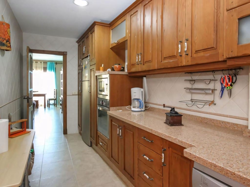 4 soveværelse Byhus til salg i Alozaina med garage - € 197.000 (Ref: 9178071)