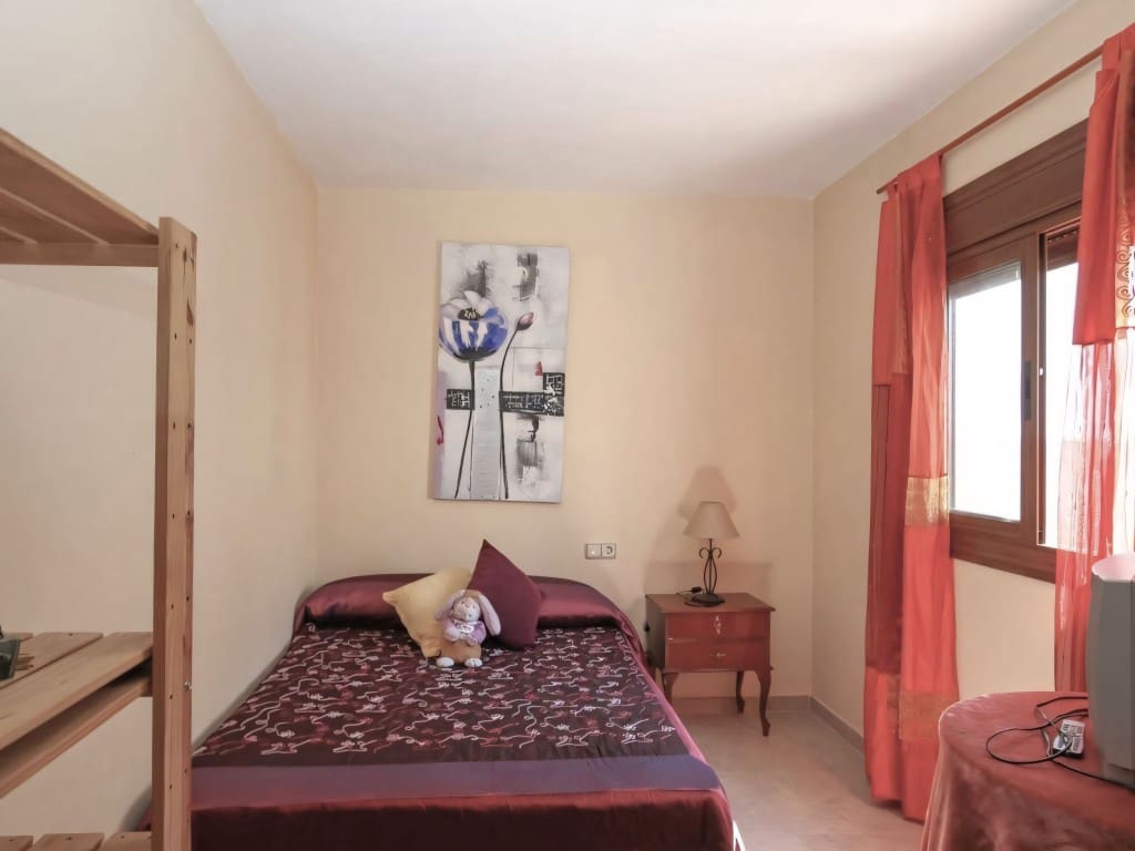 4 soveværelse Byhus til salg i Alozaina med garage - € 197.000 (Ref: 9178071)