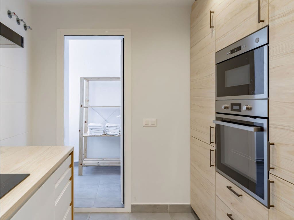 3 chambre Penthouse à vendre à Estepona avec piscine - 560 000 € (Ref: 9180836)