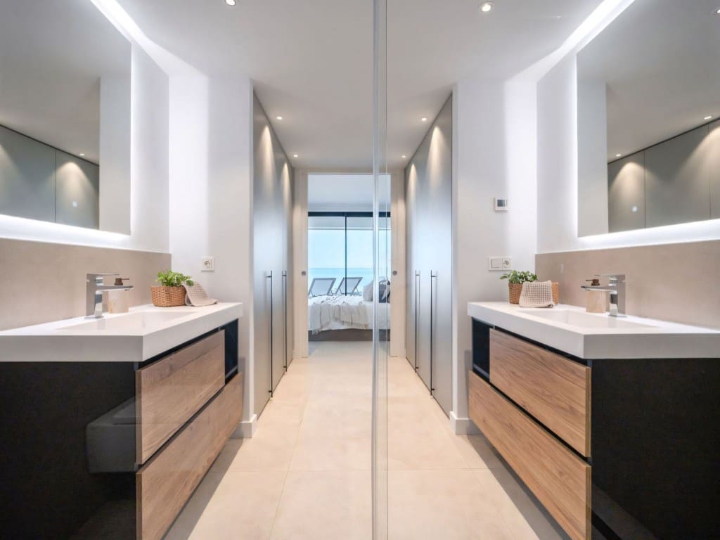 2 slaapkamer Appartement te koop in Fuengirola met zwembad - € 1.150.000 (Ref: 9183336)