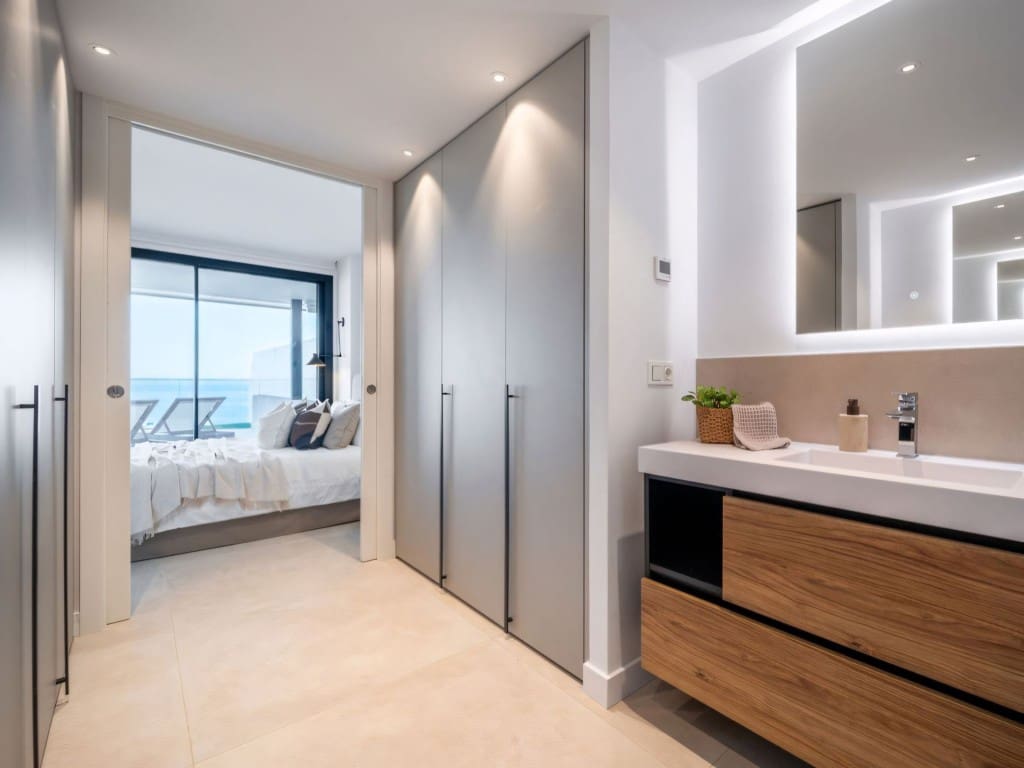 2 slaapkamer Appartement te koop in Fuengirola met zwembad - € 1.150.000 (Ref: 9183336)