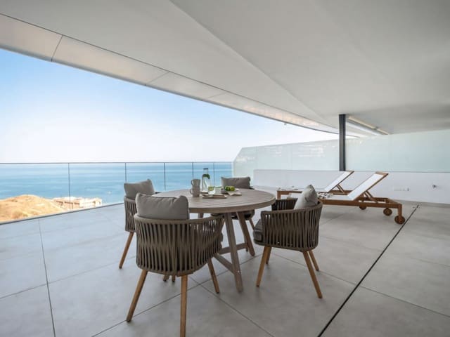 2 slaapkamer Appartement te koop in Fuengirola met zwembad - € 1.150.000 (Ref: 9183336)